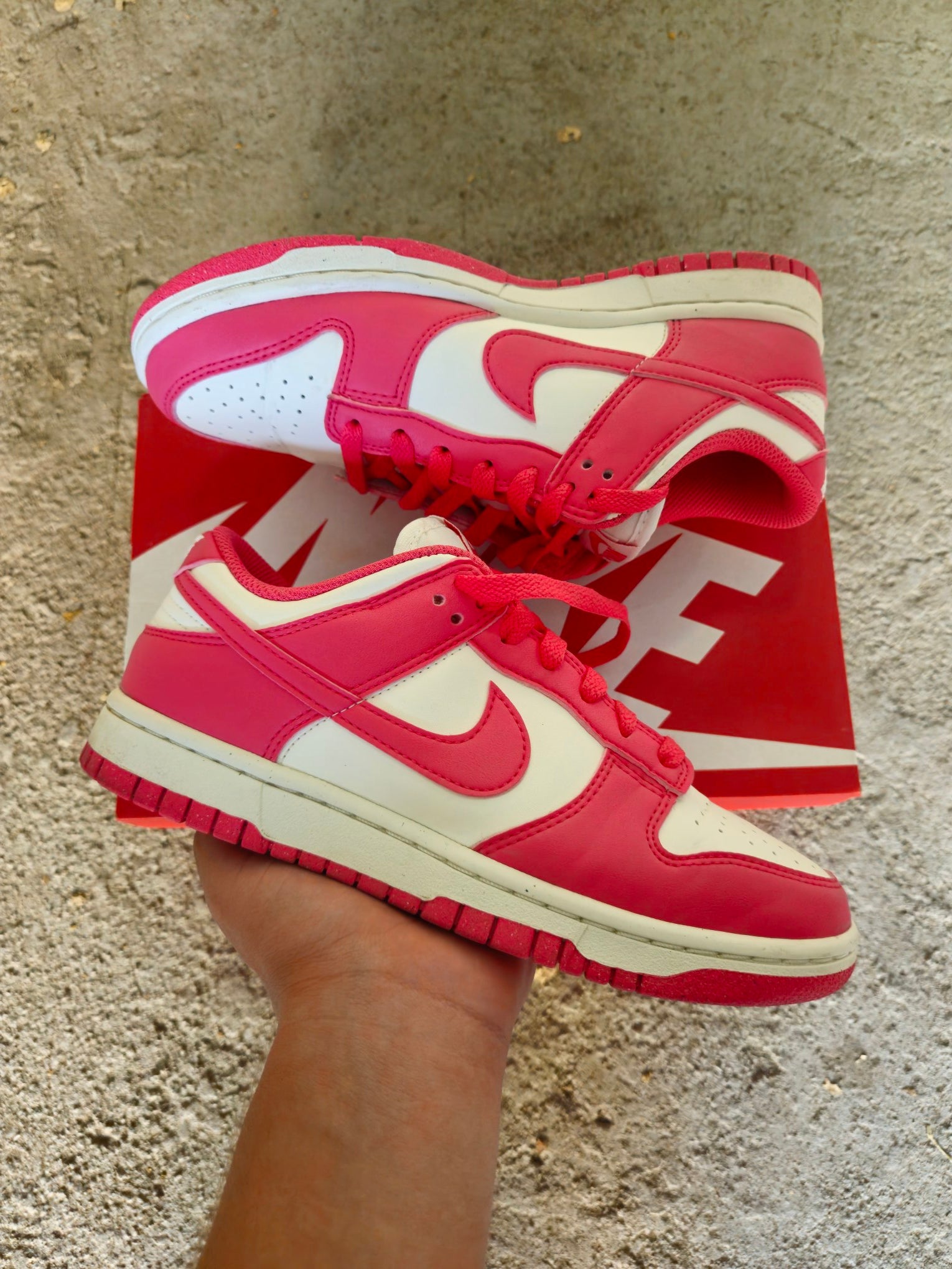 Nike Dunk Low NN Pink