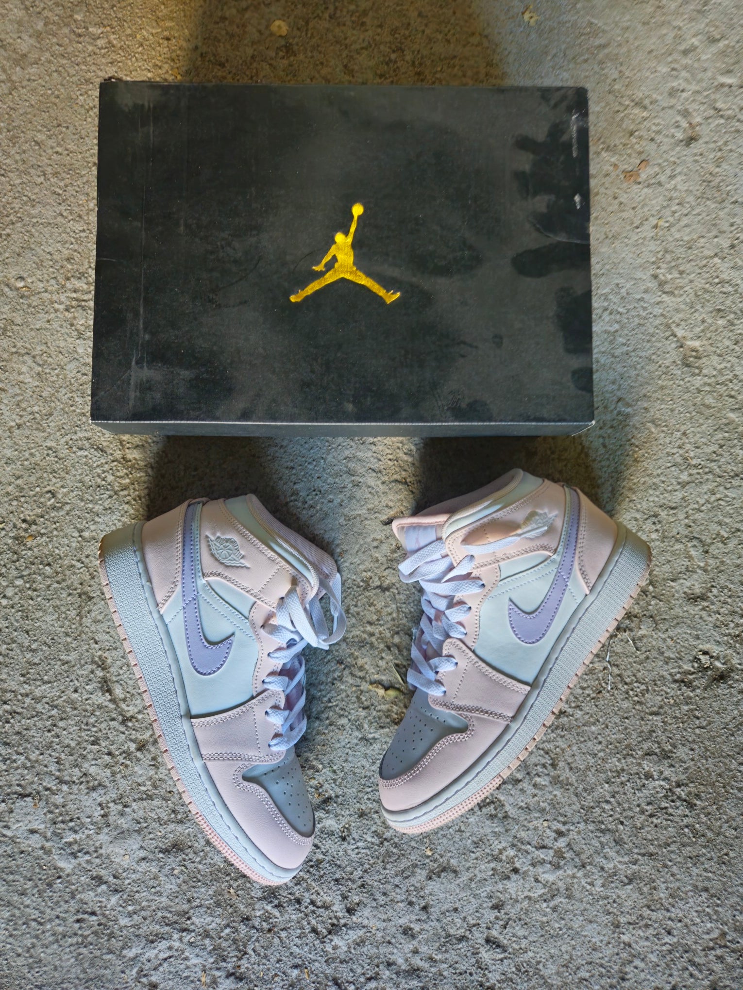 Nike Air Jordan 1 Mid