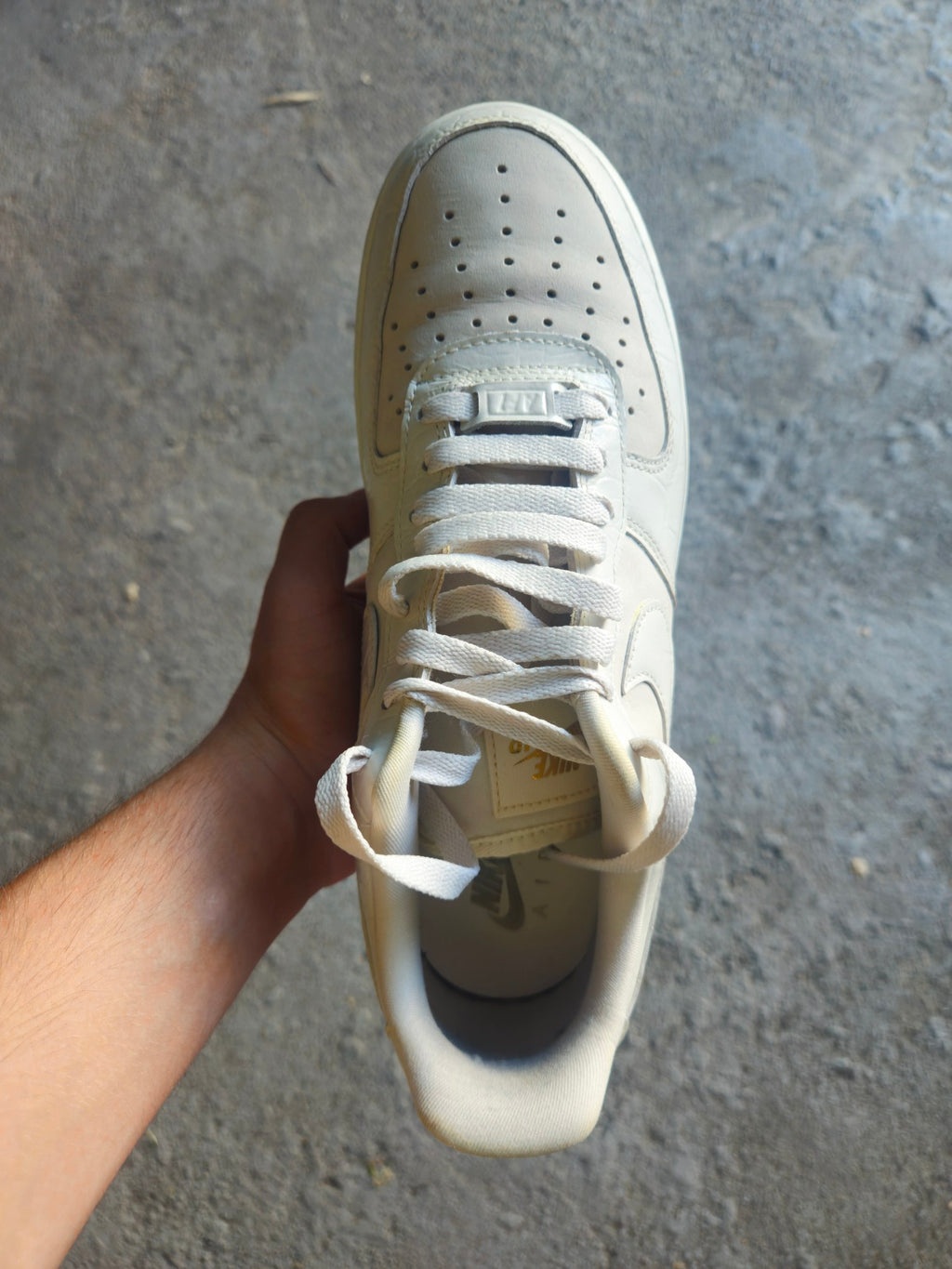 Nike Air Force 1 LX