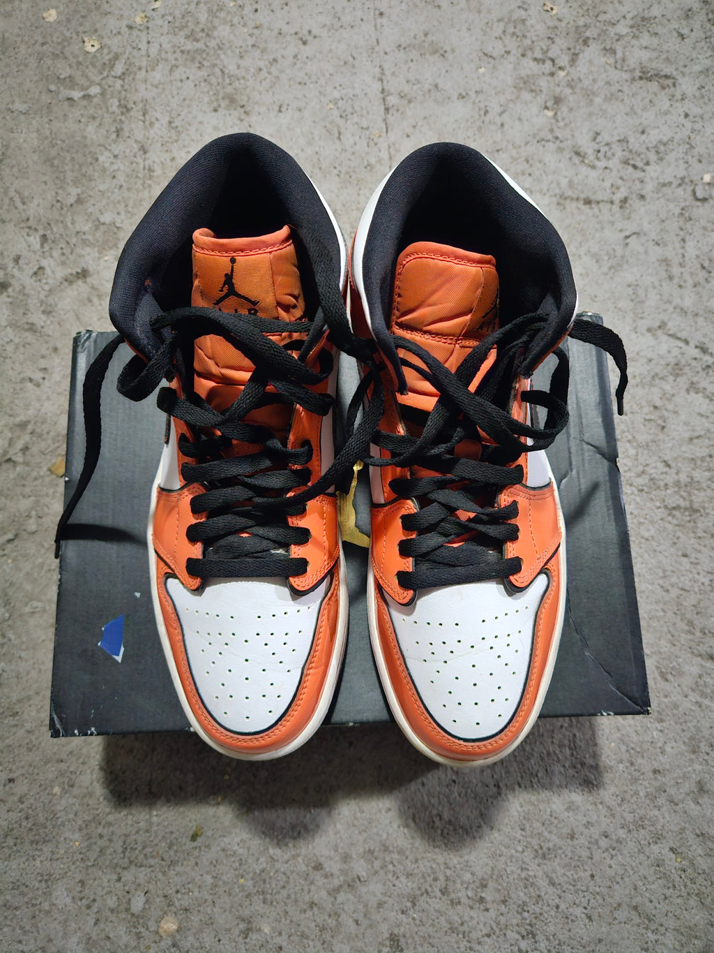 Jordan 1 Mid