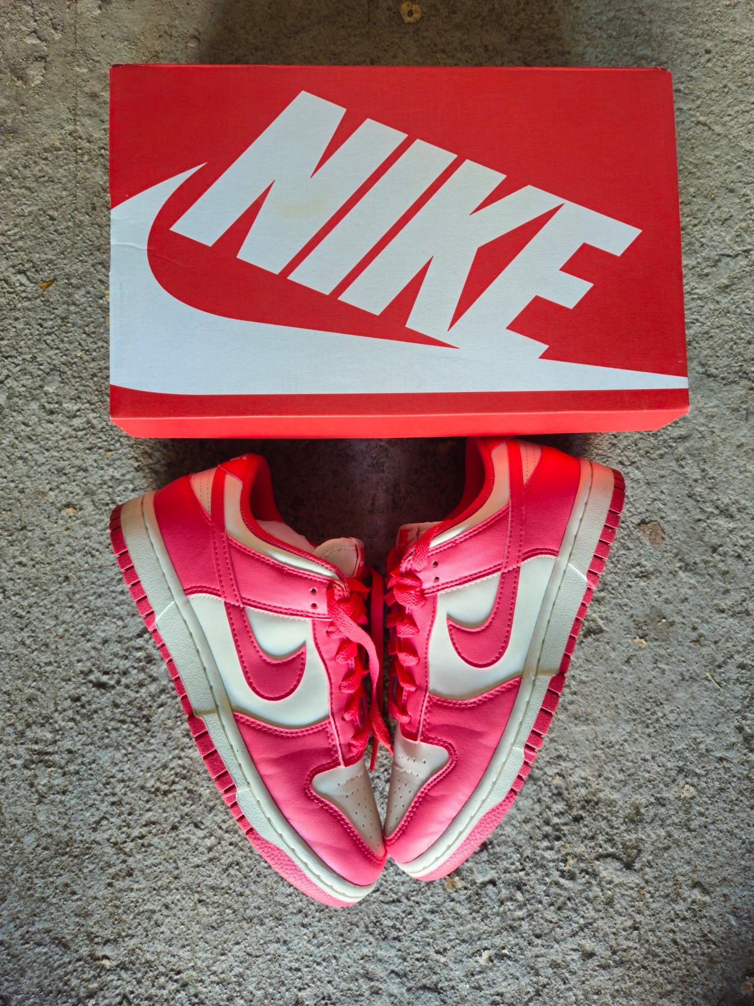 Nike Dunk Low NN Pink