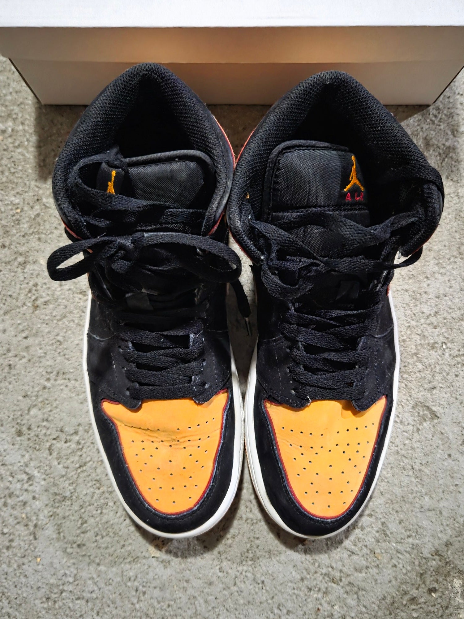 Jordan 1 Mid