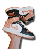 Nike Air Jordan 1 Mid Pink
