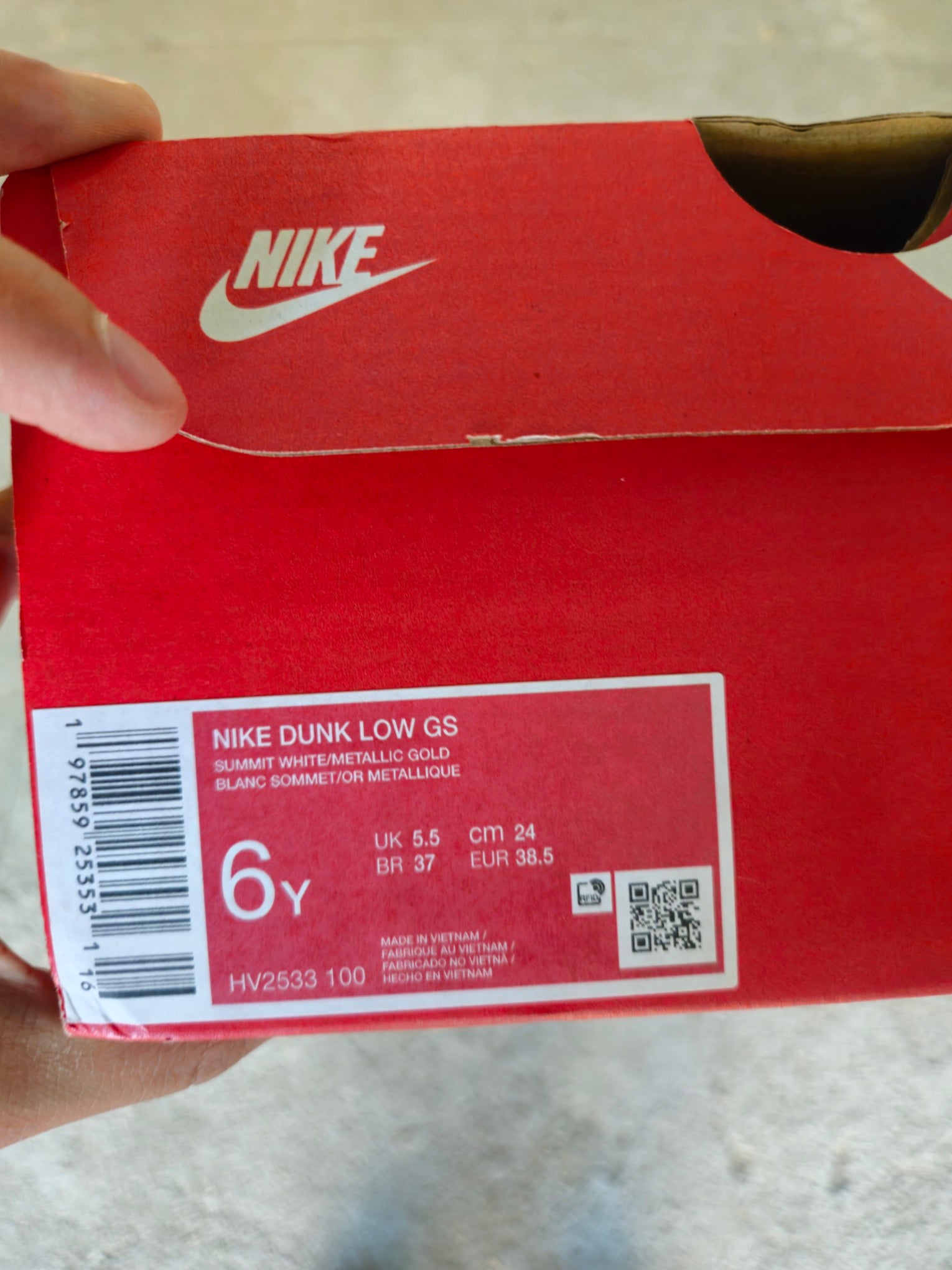 Nike Dunk Low Metalic Gold