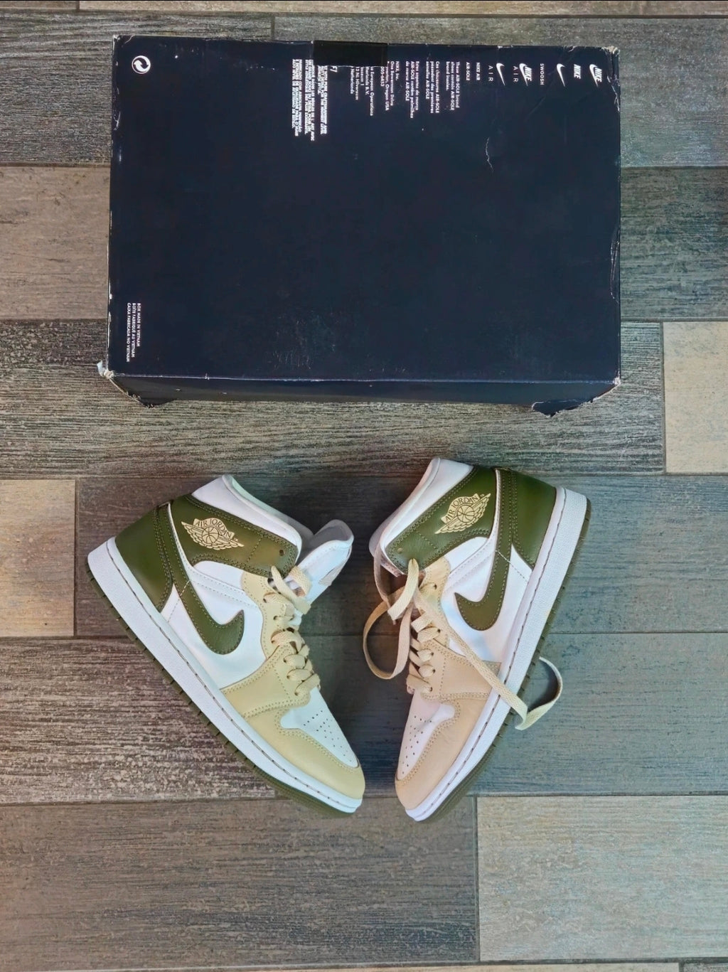 Nike Air Jordan 1 Mid