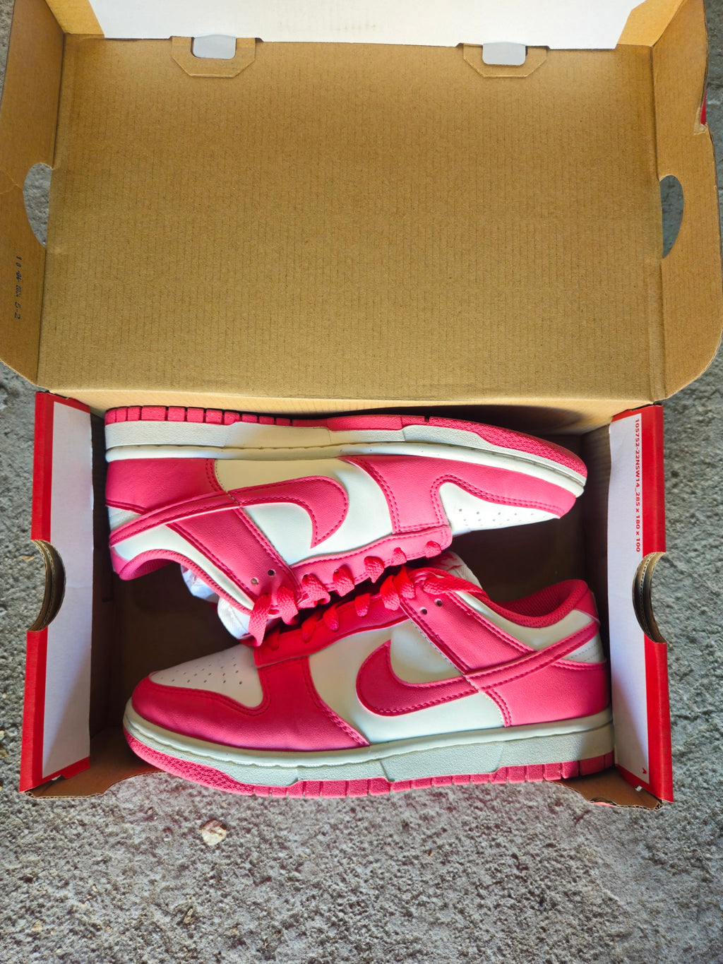 Nike Dunk Low NN Pink