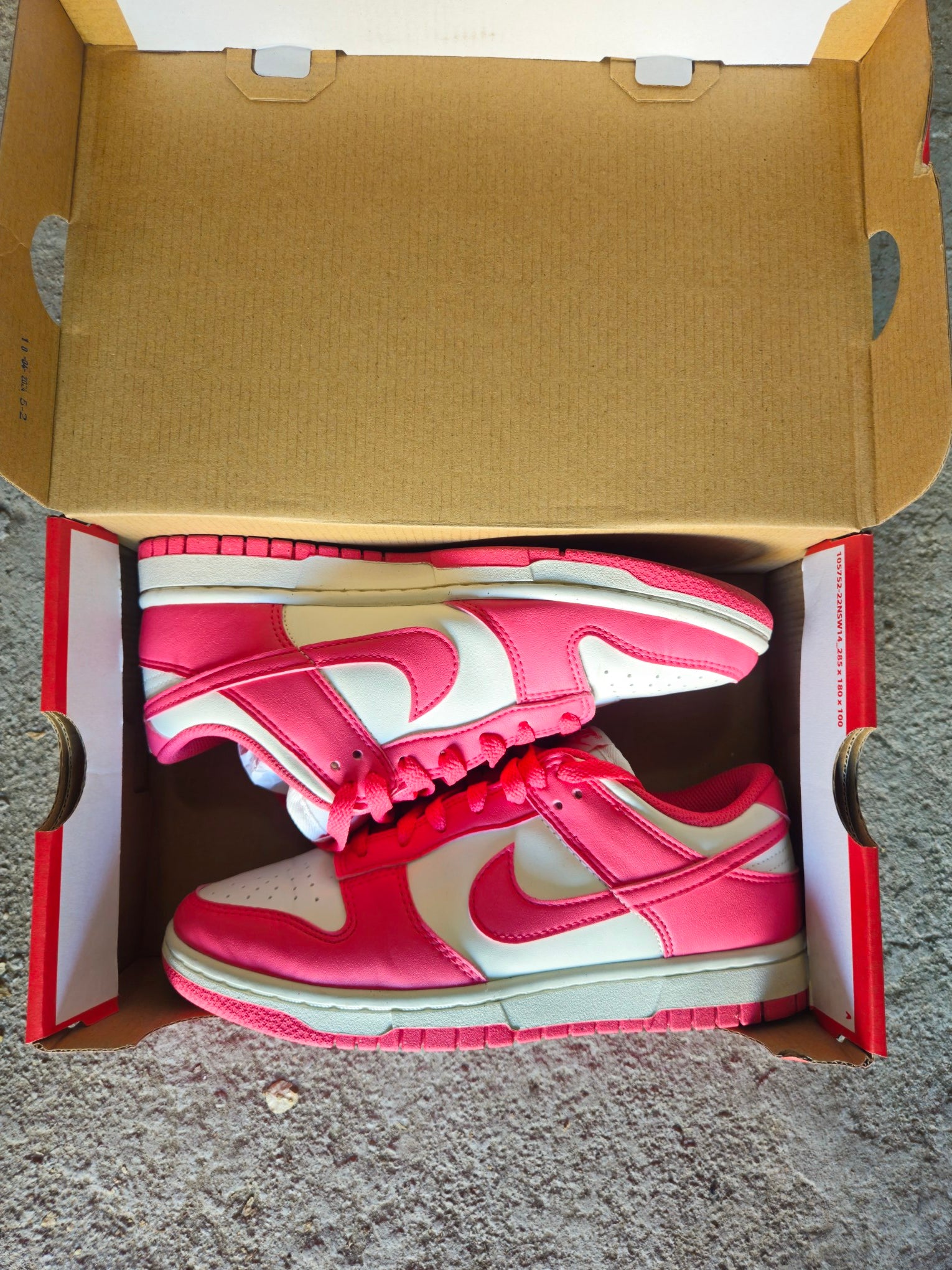 Nike Dunk Low NN Pink