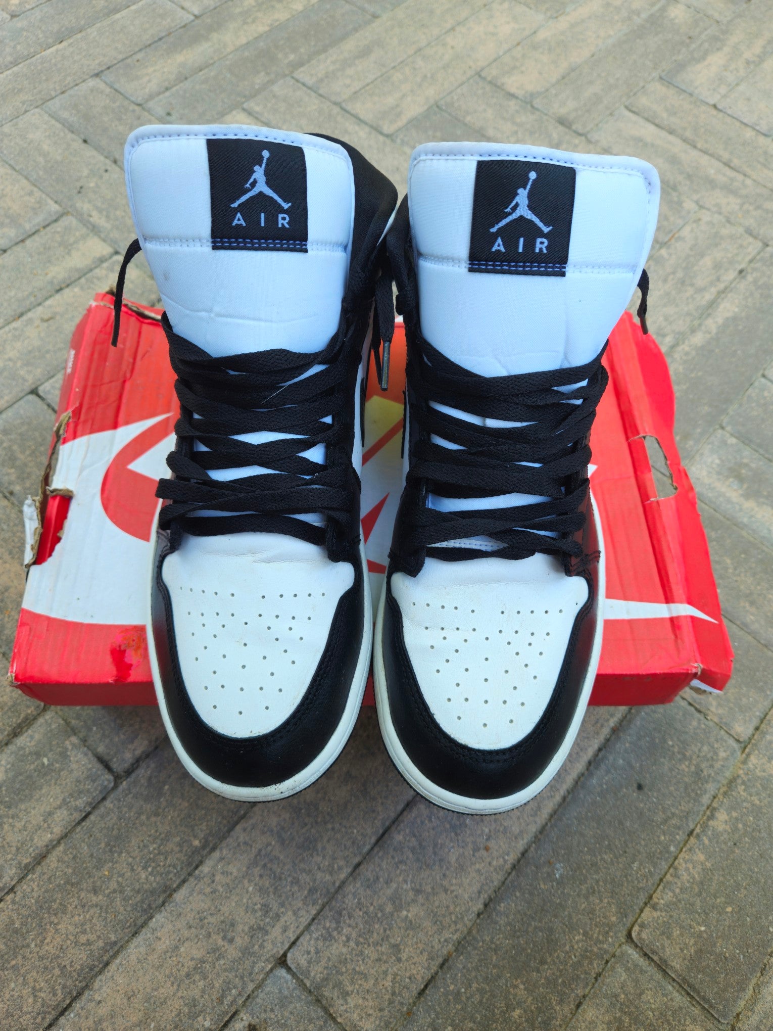 Nike Air Jordan 1 Panda